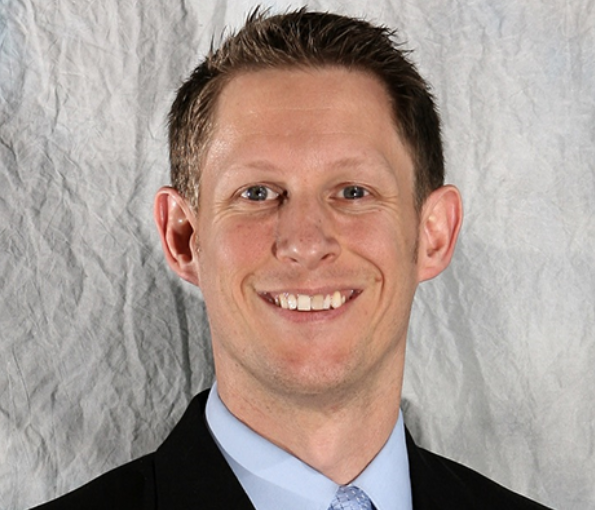 Dr. Derek Oldenkamp